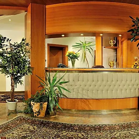 Hotel Monte Sankt Oswald (Tyrol)